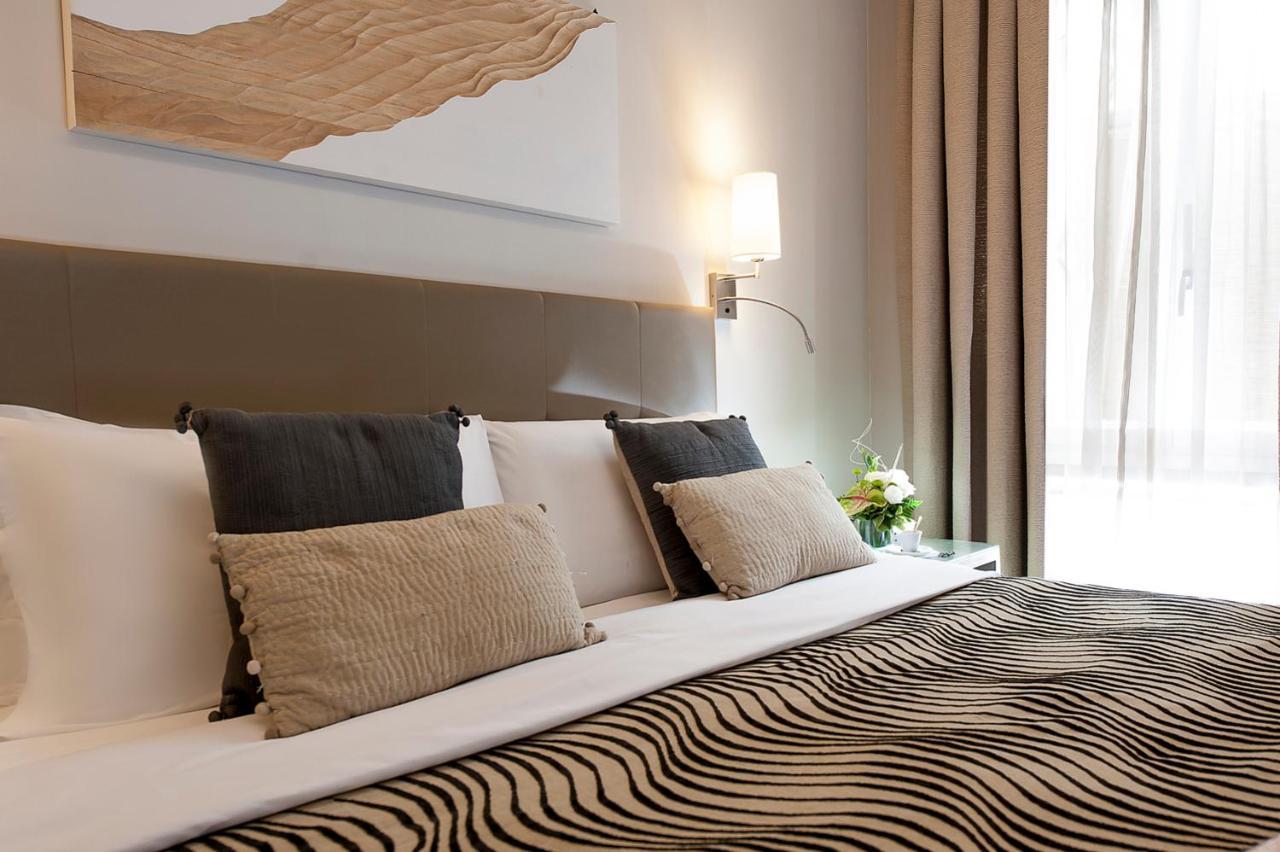 Daphne Suites Rome Bagian luar foto