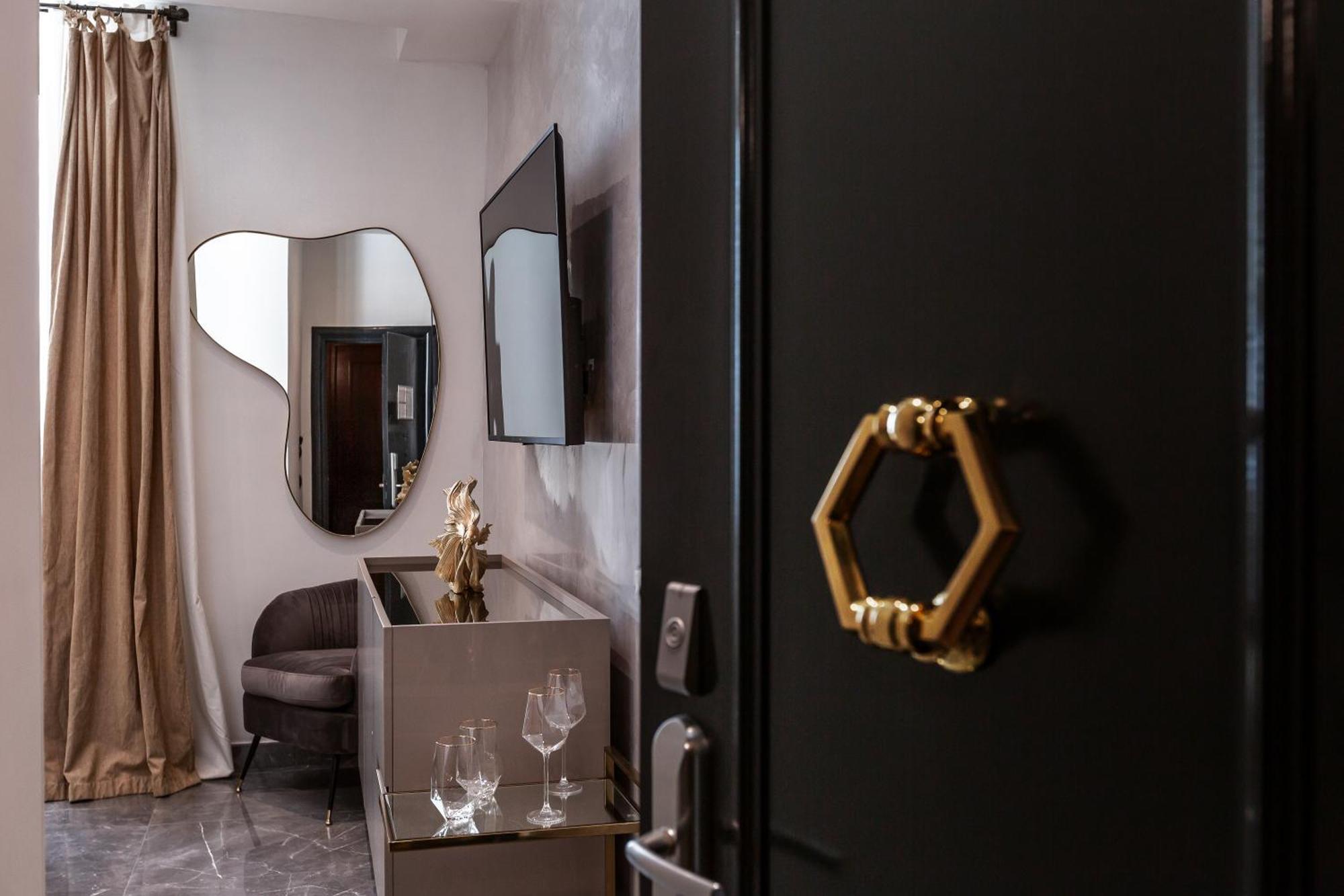 Daphne Suites Rome Bagian luar foto